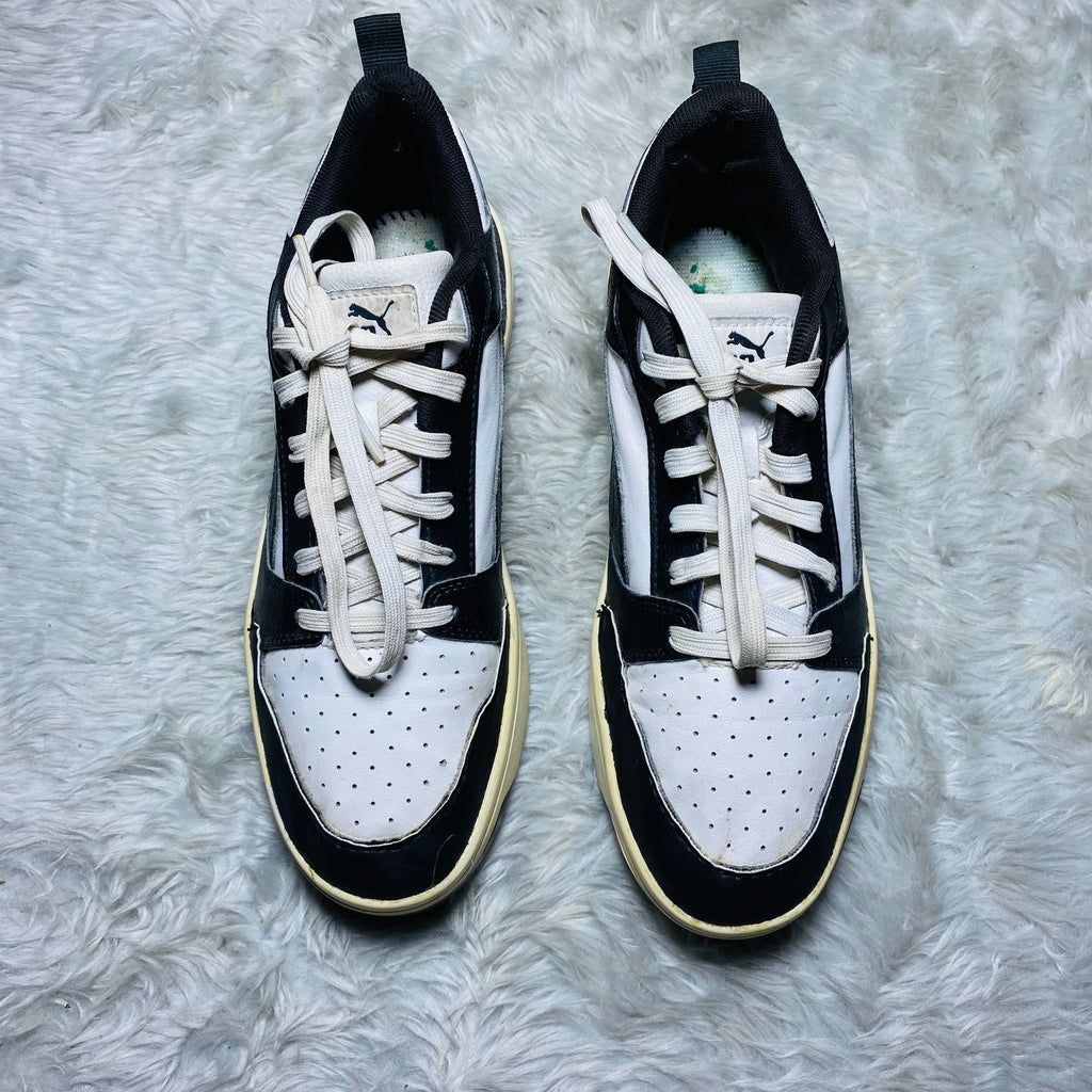 Puma Rebound V6 Lo Youth/Junior Sneakers (Size 39)