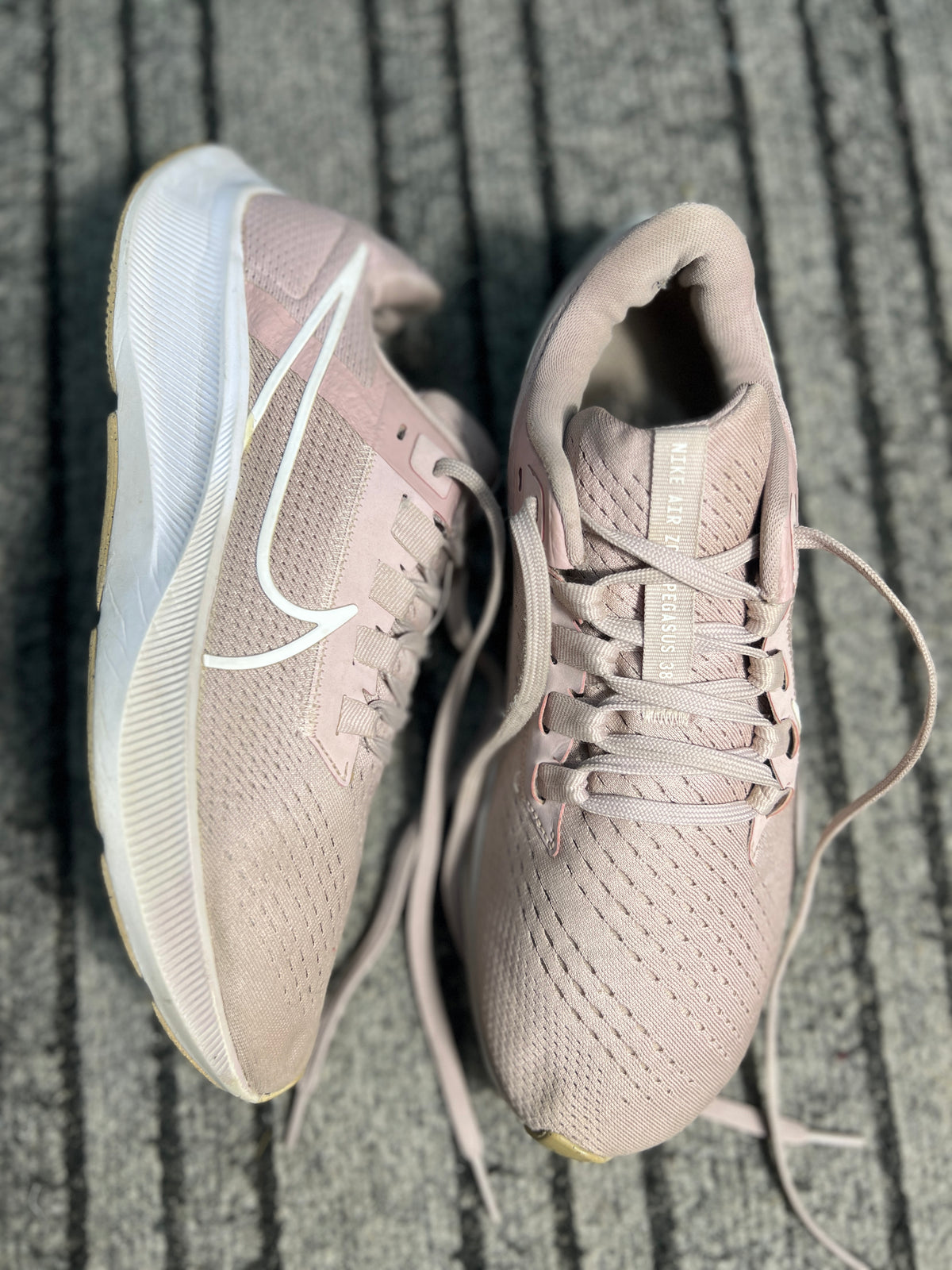 Nike Women's Sports Shoes – Light Pink/Rose(Size 40.5)