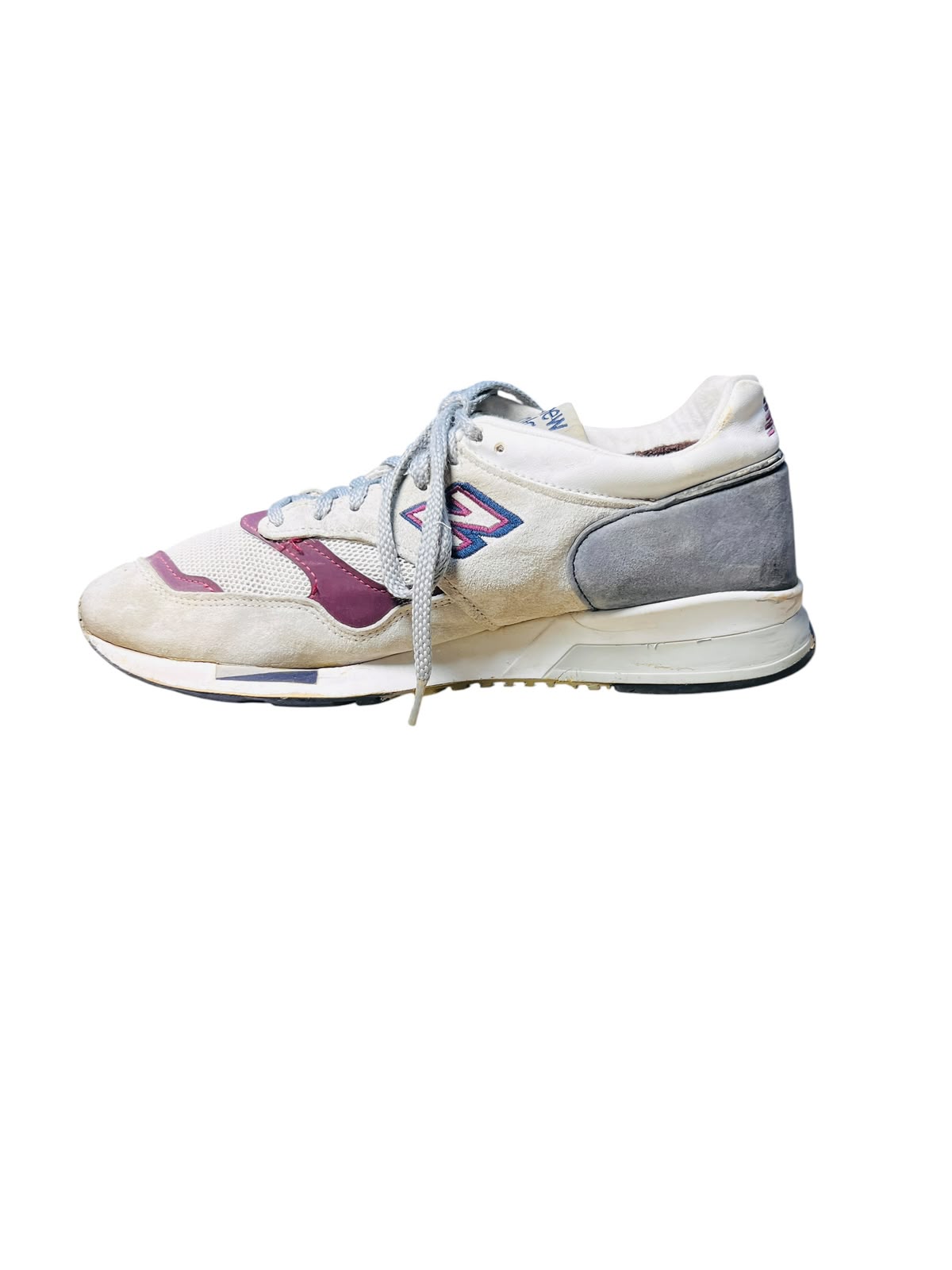 New Balance Classic Lifestyle Sneakers – Grey/White/Burgundy (Men's)