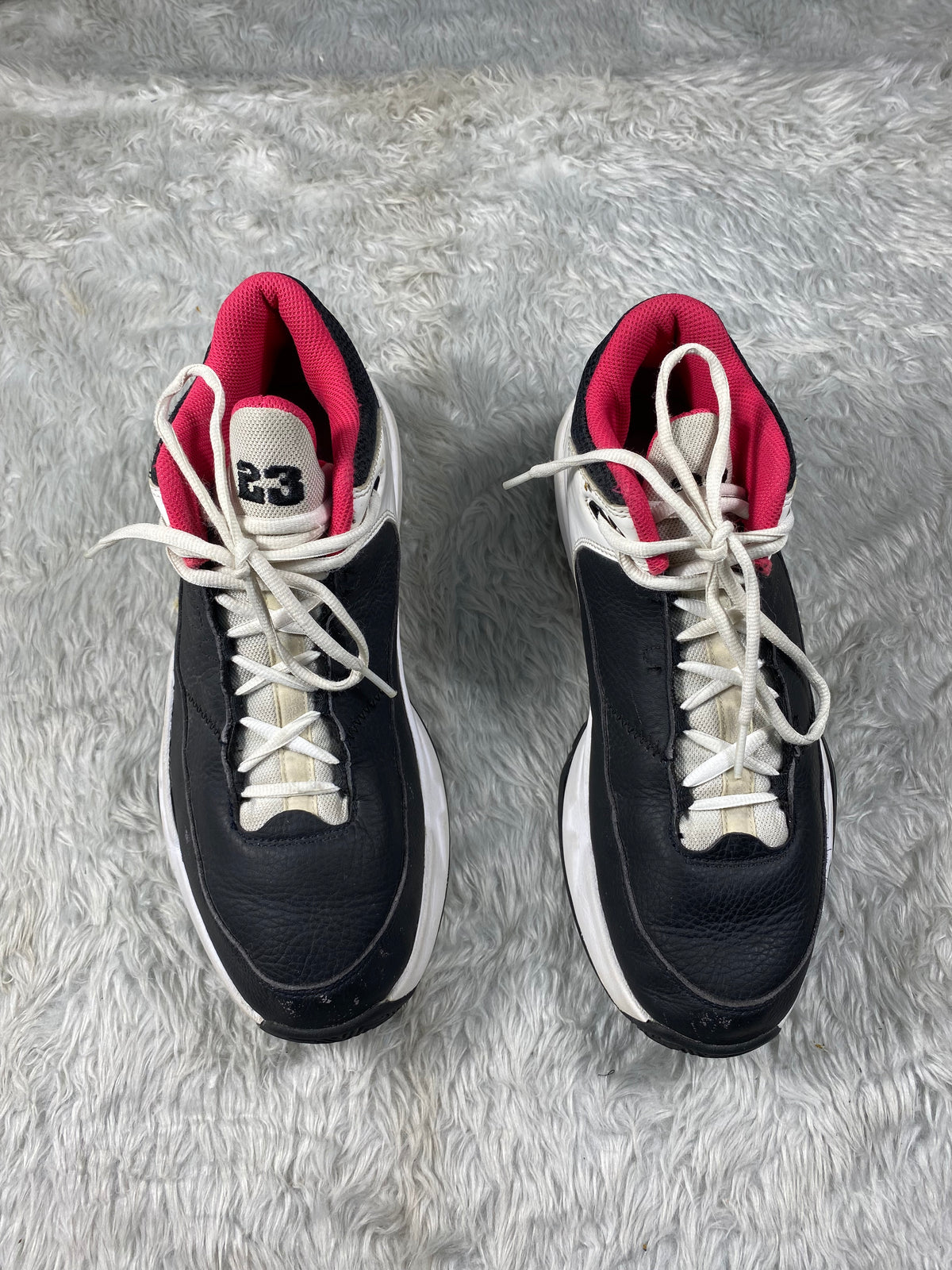 Air Jordan Max Aura 3(Size 42.5)