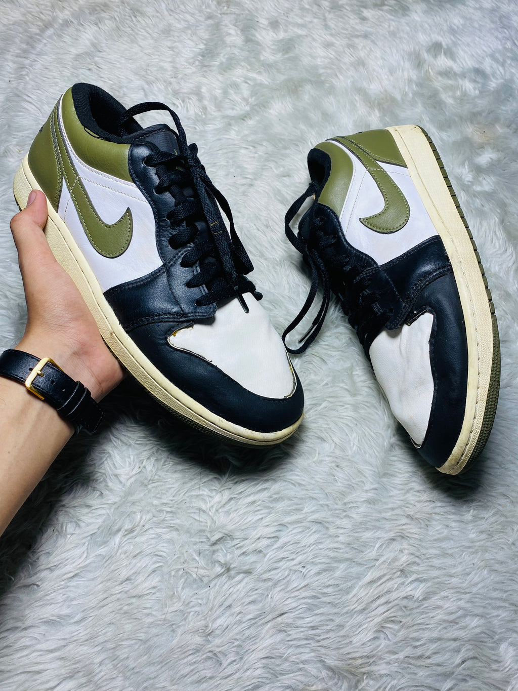 Air Jordan 1 Low Medium Olive Sneakers(Size 44)