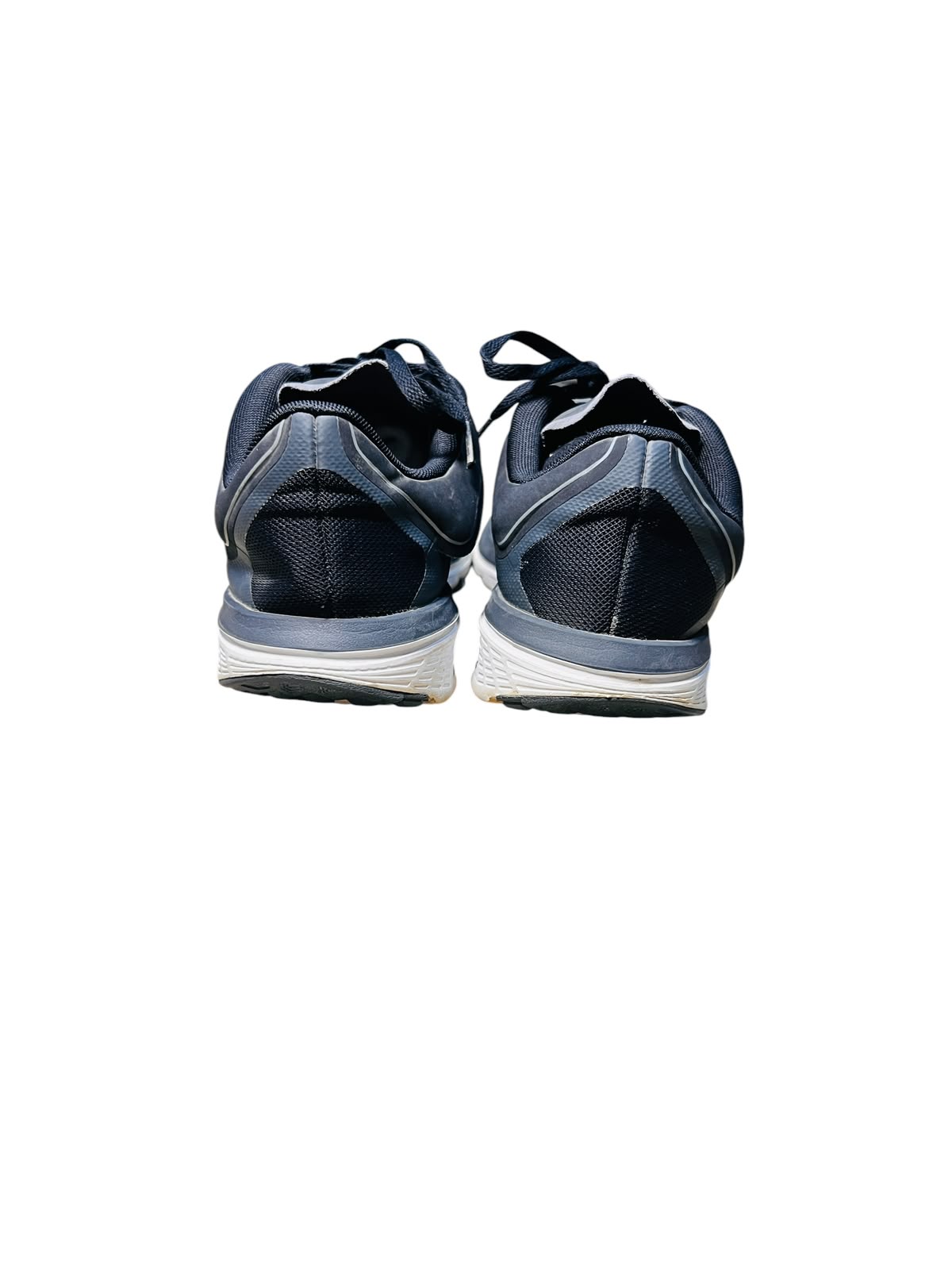 Nike FS Lite Run Sports Shoes – Black/White – US 8