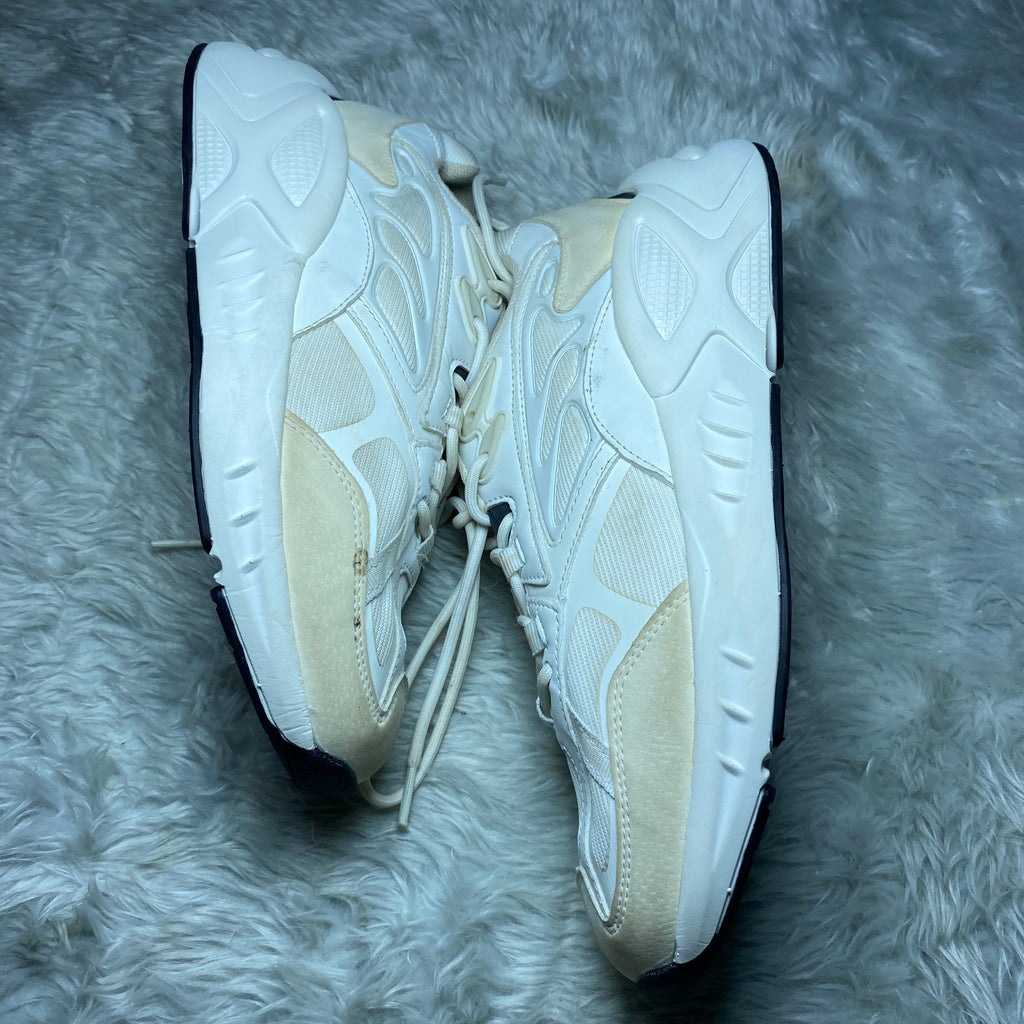 Levity Retro Sneaker White/Beige Chunky Sneakers(Size 40)