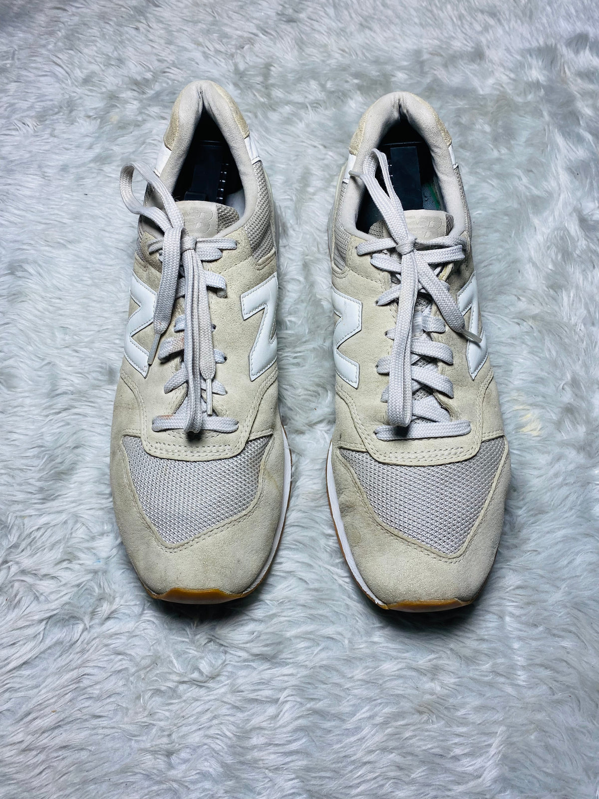 New Balance 996 Off-White Suede Gum Sole Sneakers (Size 45)
