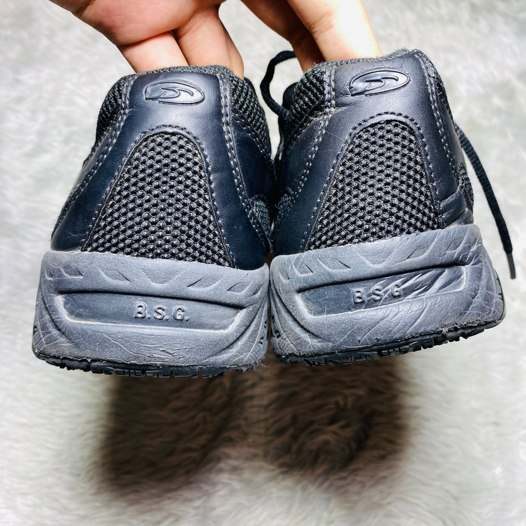 Dr. Scholl's Inlow Slip-Resistant Black Work Sneakers (Size 45)