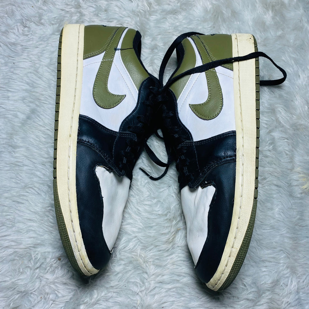 Air Jordan 1 Low Medium Olive Sneakers(Size 44)