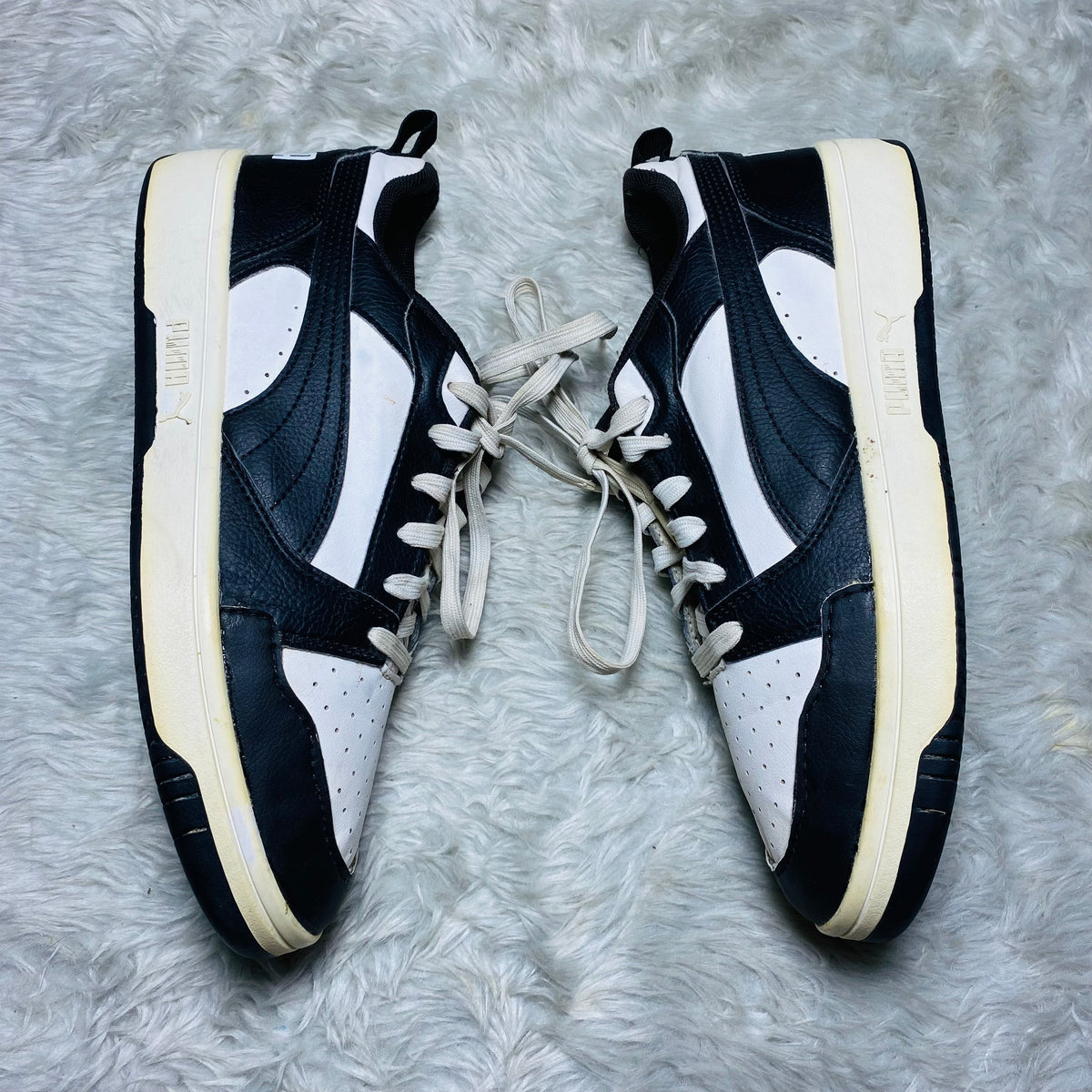 Puma Rebound V6 Lo Youth/Junior Sneakers (Size 39)