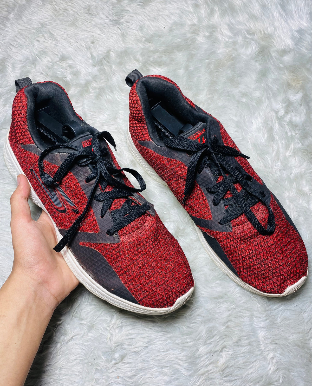 Skechers GOwalk 4 Magnificent Red/Black Sneakers(Size 45.5)