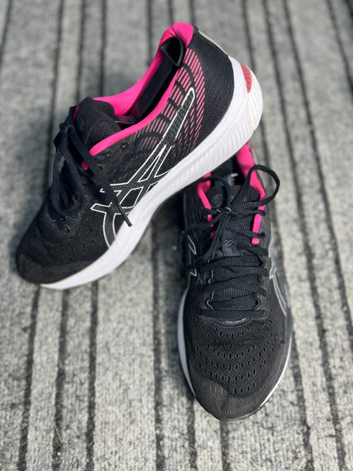 ASICS Running Shoes – Black/Pink(Size 41.5)