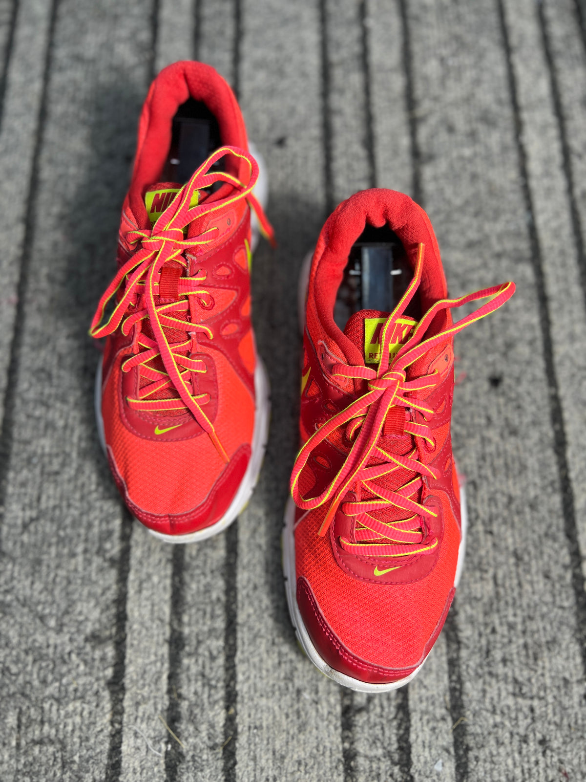Nike Revolution 2 Running Shoes – Red/Volt(Size 38.5)