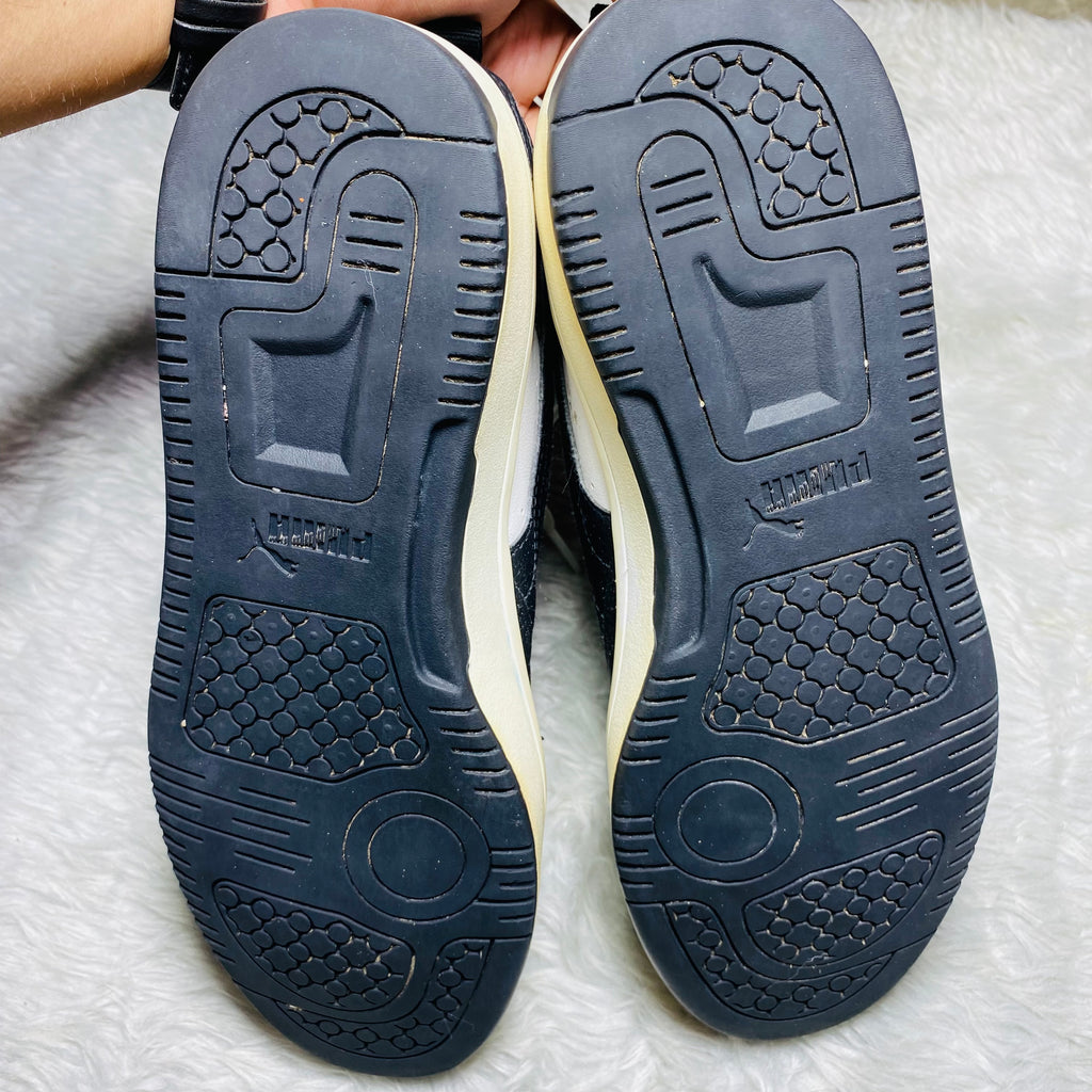 Puma Rebound V6 Lo Youth/Junior Sneakers (Size 39)