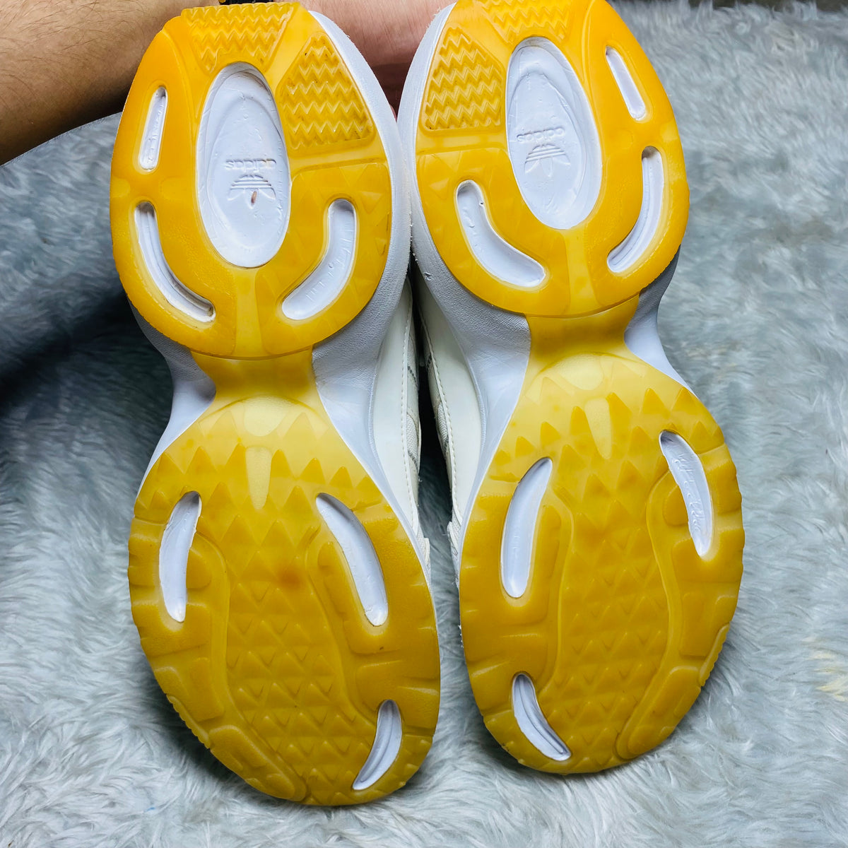 Adidas Wmns Zentic Cloud White Sneakers (Size 40.5)