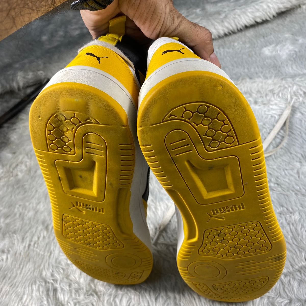 PUMA Rebound V6 Mid Top Sneaker(Size 44)